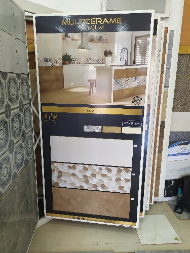 AURA ETRA
